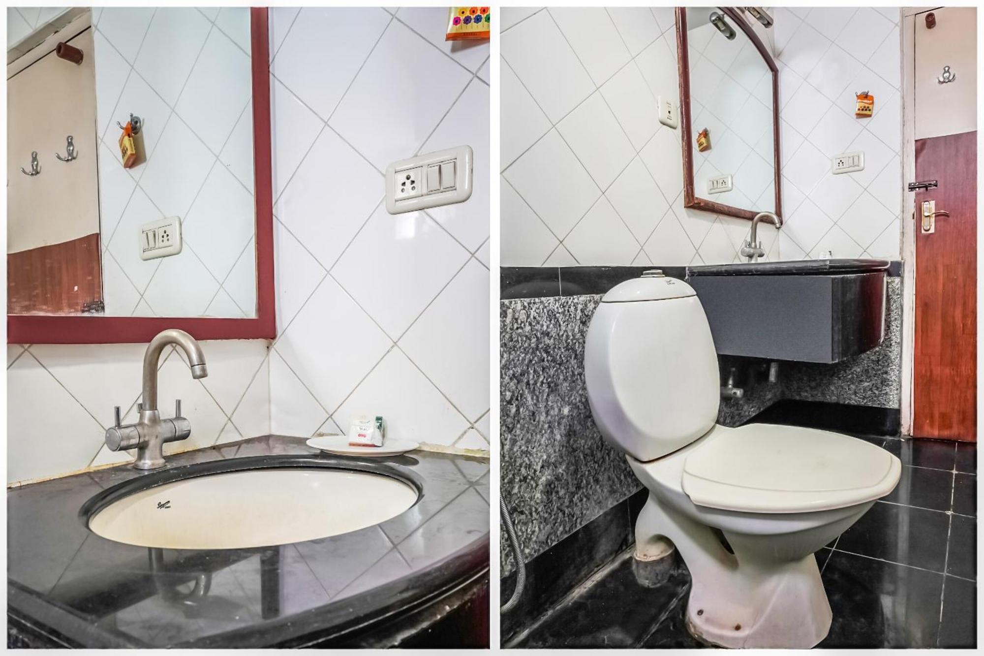 Hanvi Inn Hyderabad Bagian luar foto