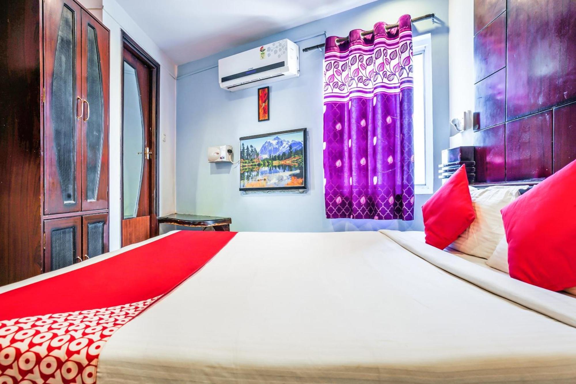 Hanvi Inn Hyderabad Bagian luar foto