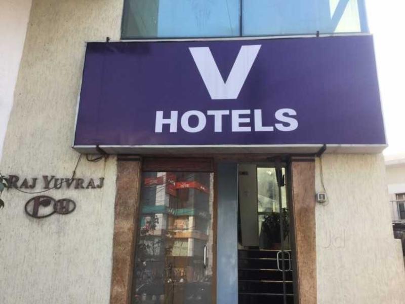 Hanvi Inn Hyderabad Bagian luar foto