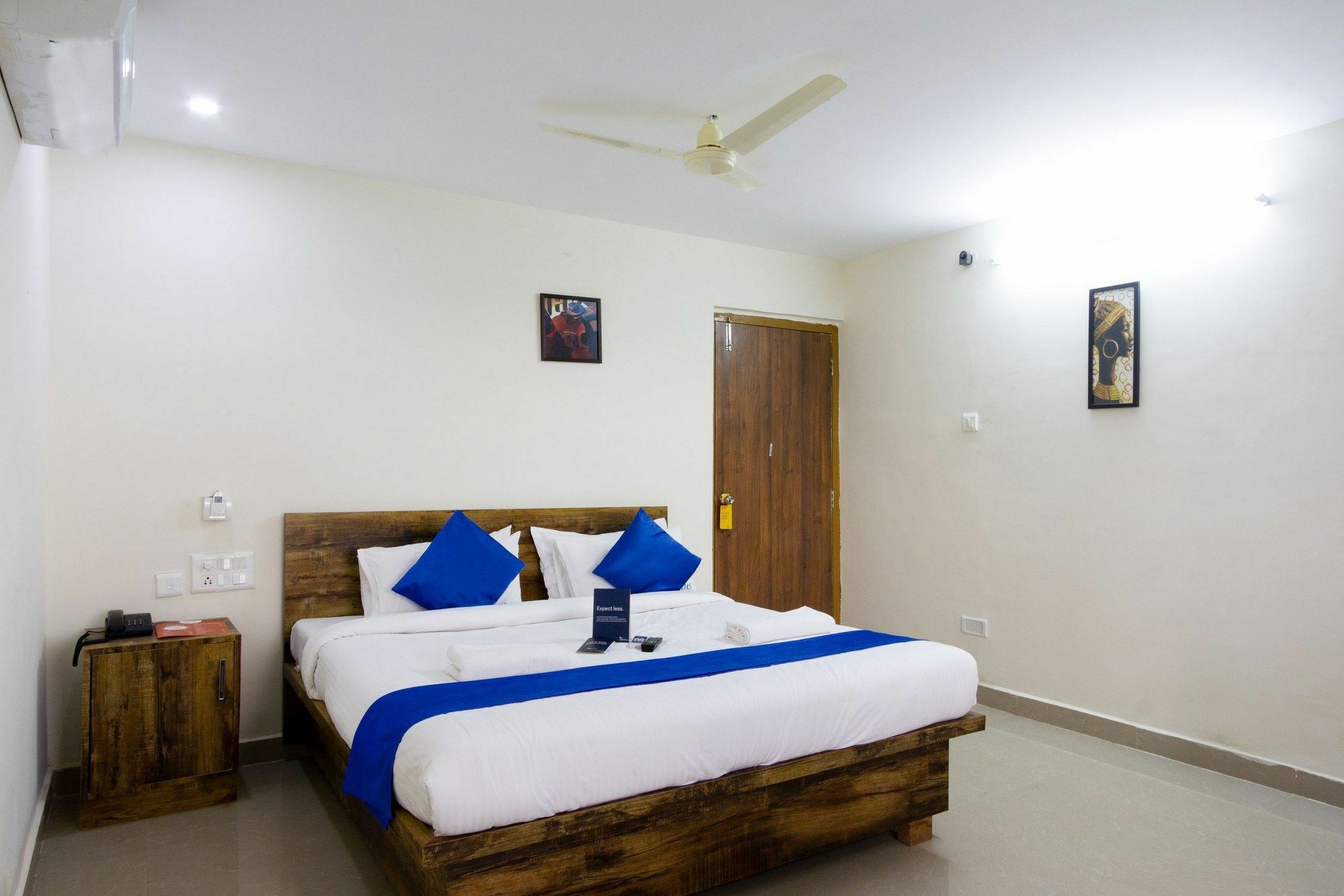 Hanvi Inn Hyderabad Bagian luar foto